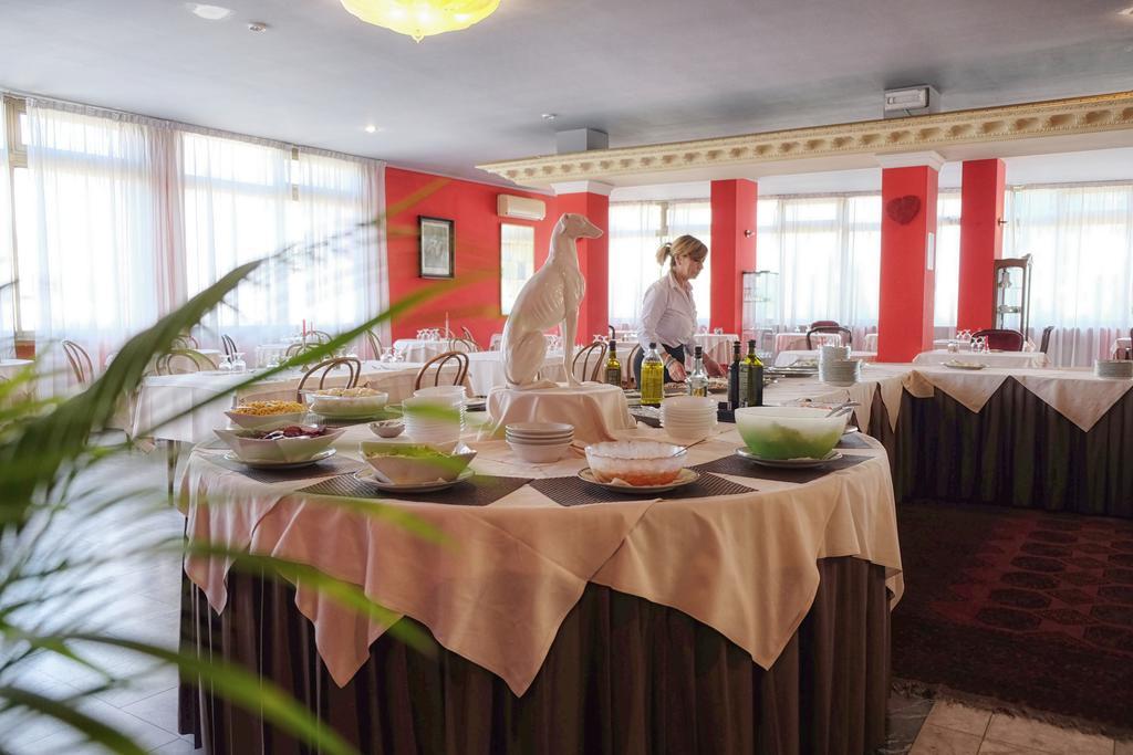 Hotel Terme Eden 阿巴诺泰尔梅 外观 照片