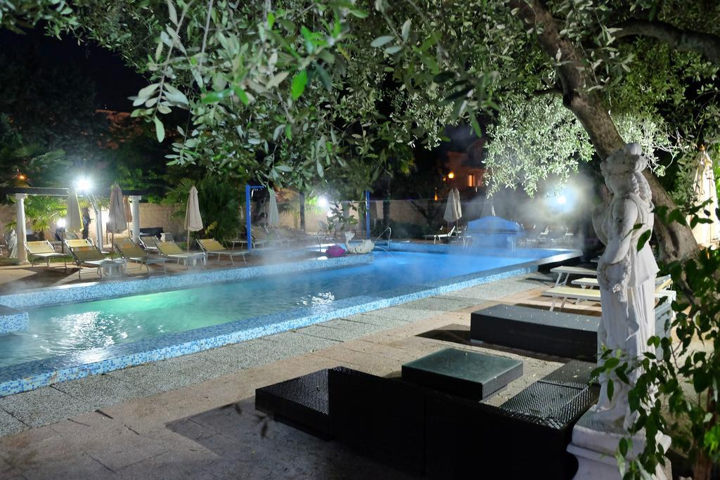 Hotel Terme Eden 阿巴诺泰尔梅 外观 照片